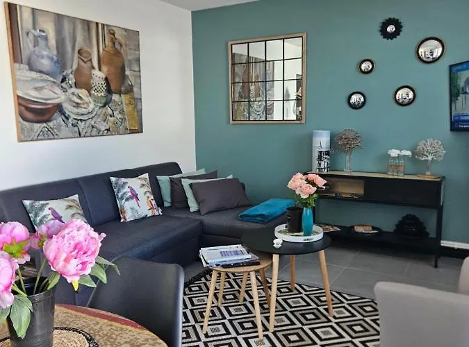 De Charme , Royan, Proche Avec Balcon. Апартаменты