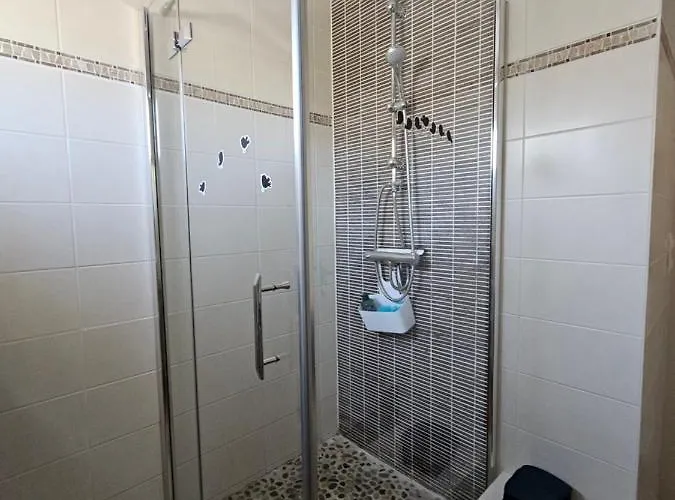 Апартаменты De Charme , Royan, Proche Avec Balcon. *