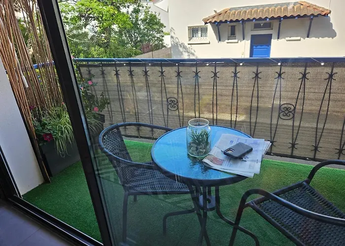 De Charme , Royan, Proche Avec Balcon. Апартаменты *